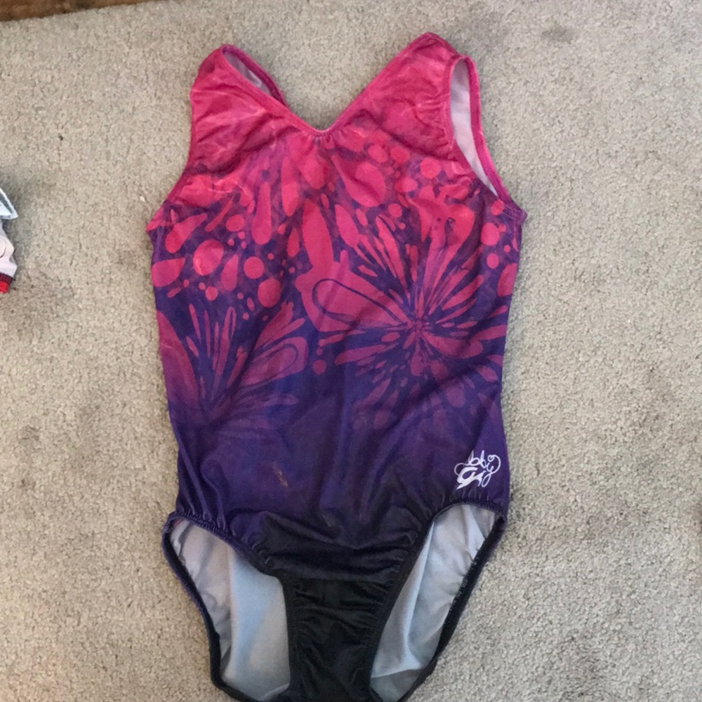 Gabby Douglas gymnast leotard